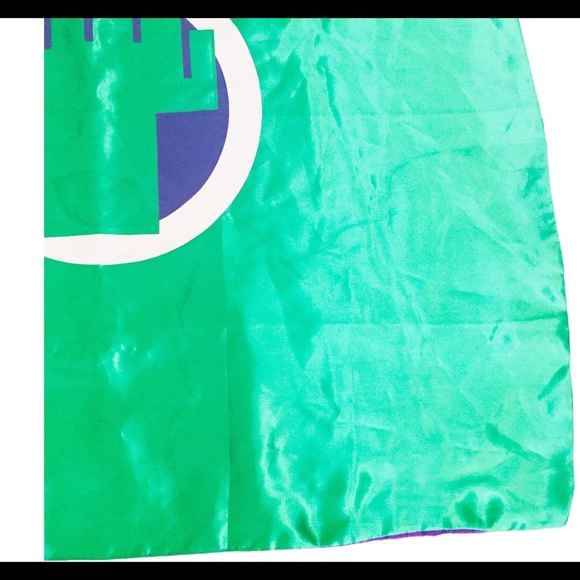 Hulk Theme Superhero Dress Up/Pretend Play Velcro Cape Green/Purple One Size - Picture 6 of 9